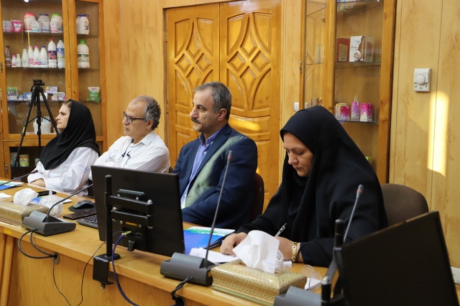 بازدید رئیس سازمان دامپزشکی از شرکت پگاه تهران9